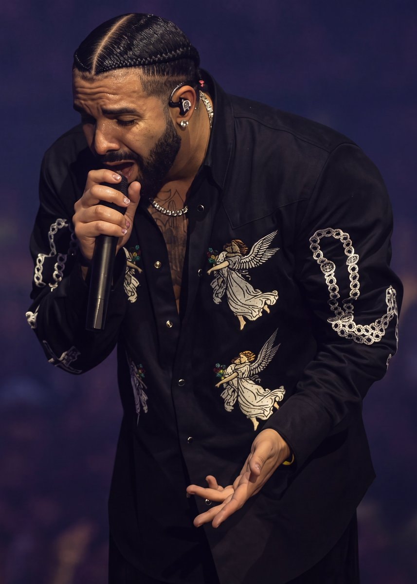 Drake ICEMAN top daily streamed album 2026 (photo 1 of 2)
