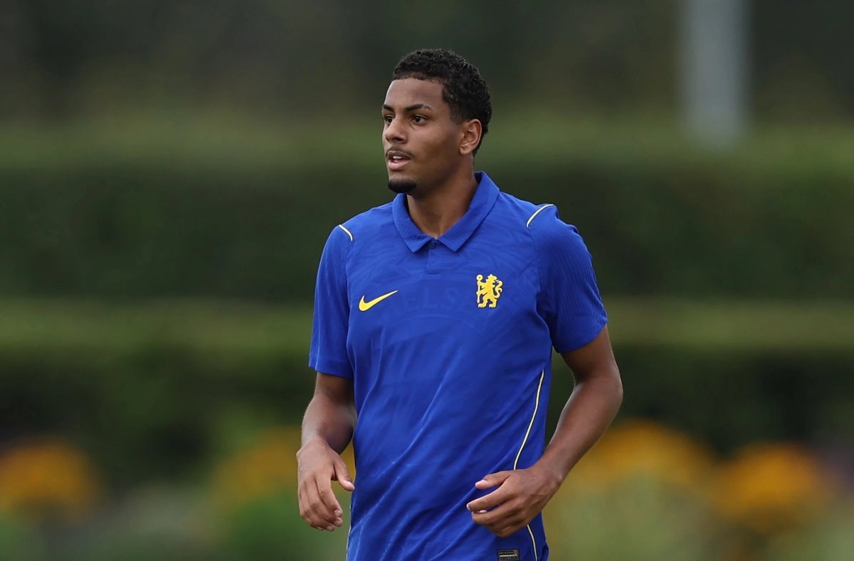 Chelsea signs Denner