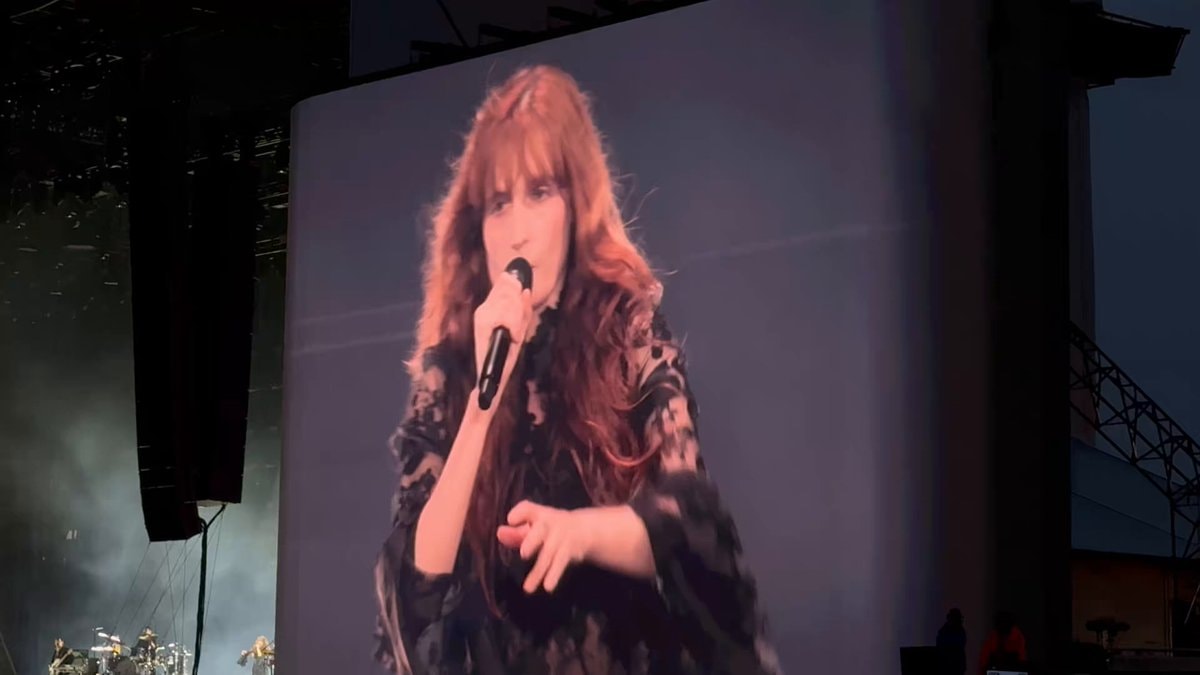 Florence + The Machine Reading Festival live