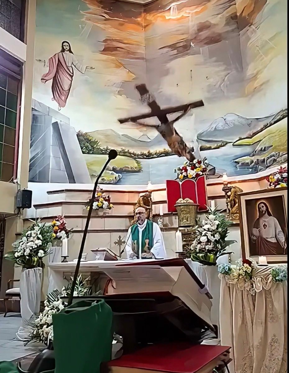 Catholic priest Ecuador accident (photo 2 of 2)