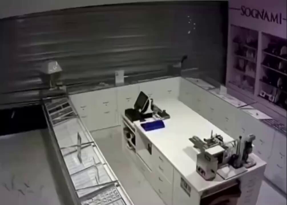 jewelry store robbery joke