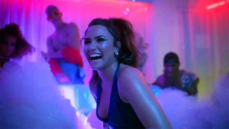 Demi Lovato Sorry Not Sorry 9 years (photo 4 of 4)