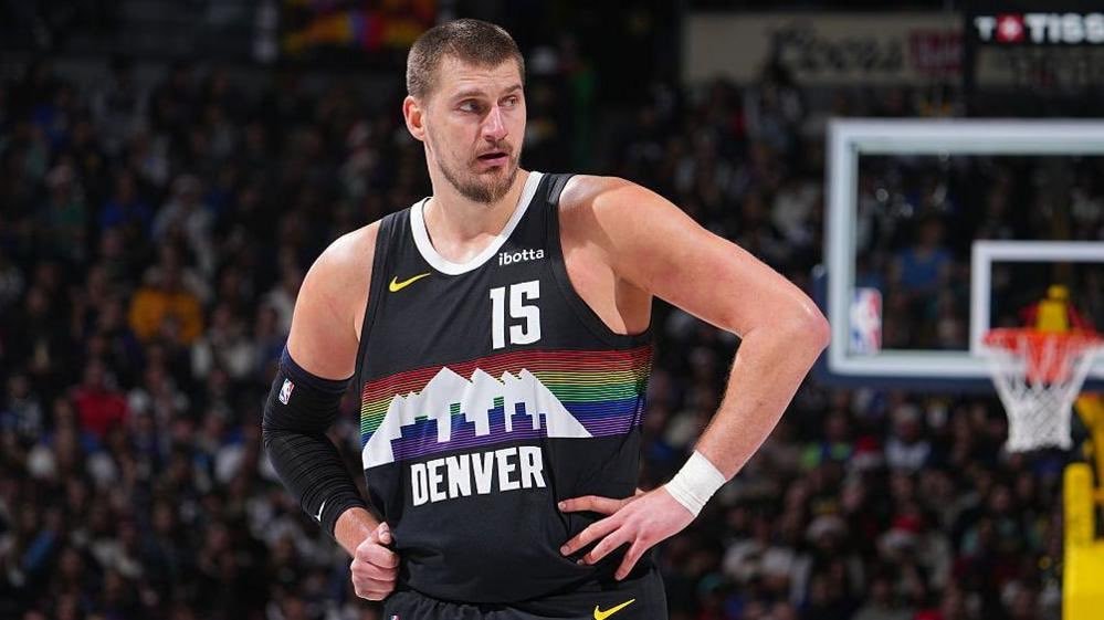 Nikola Jokić DENVER jersey moment