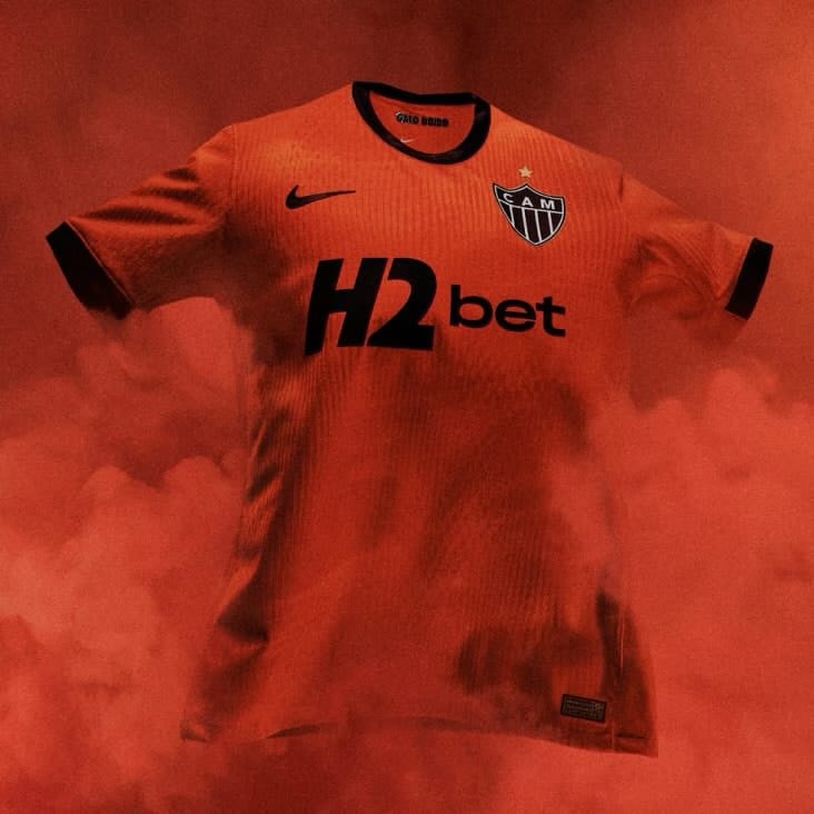 Atlético Mineiro orange third kit Nike