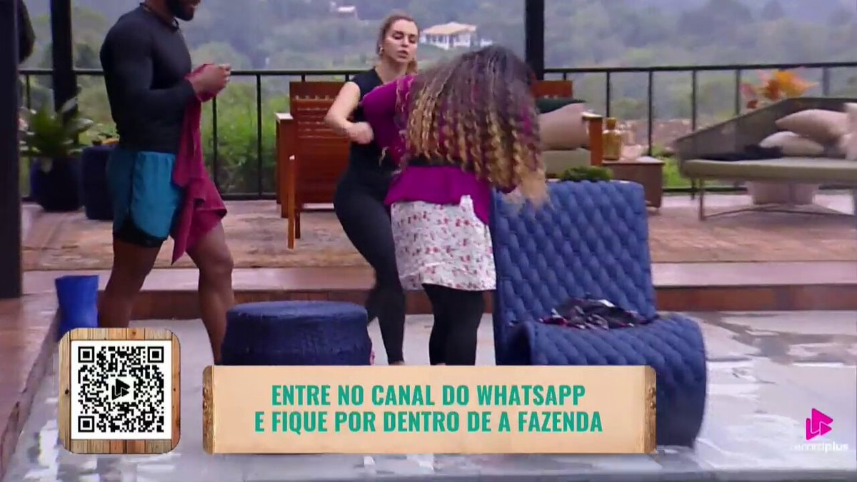 Giovana and Darlin treta AFazenda18