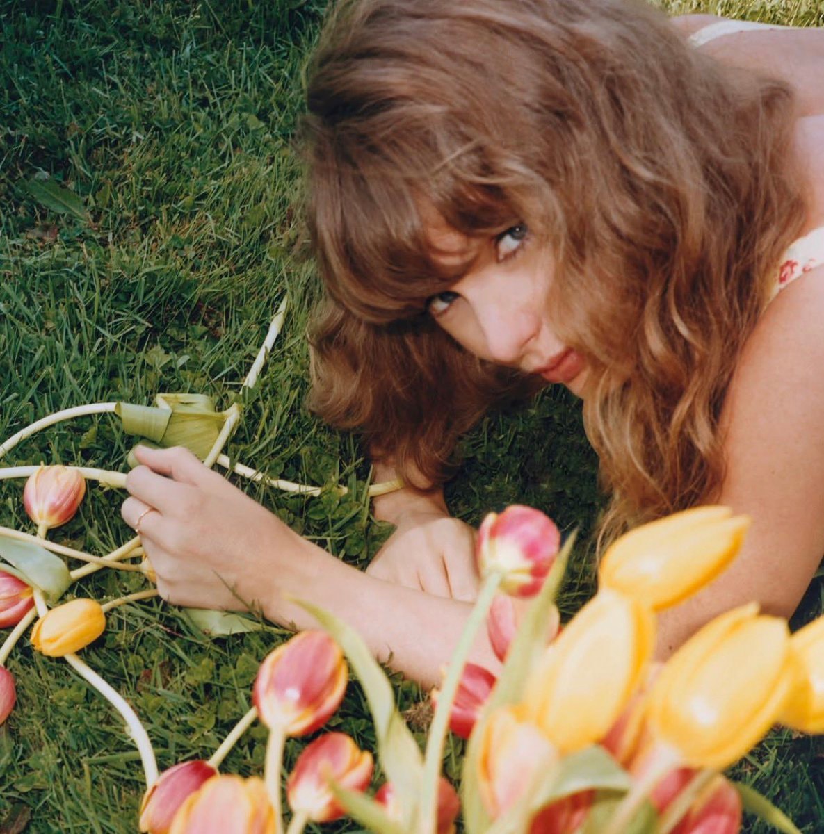 Taylor Swift I Knew It I Knew You Toy Story 5 (photo 2 of 2) Taylor Swift I Knew It I Knew You Toy Story 5 (photo 2 of 2)