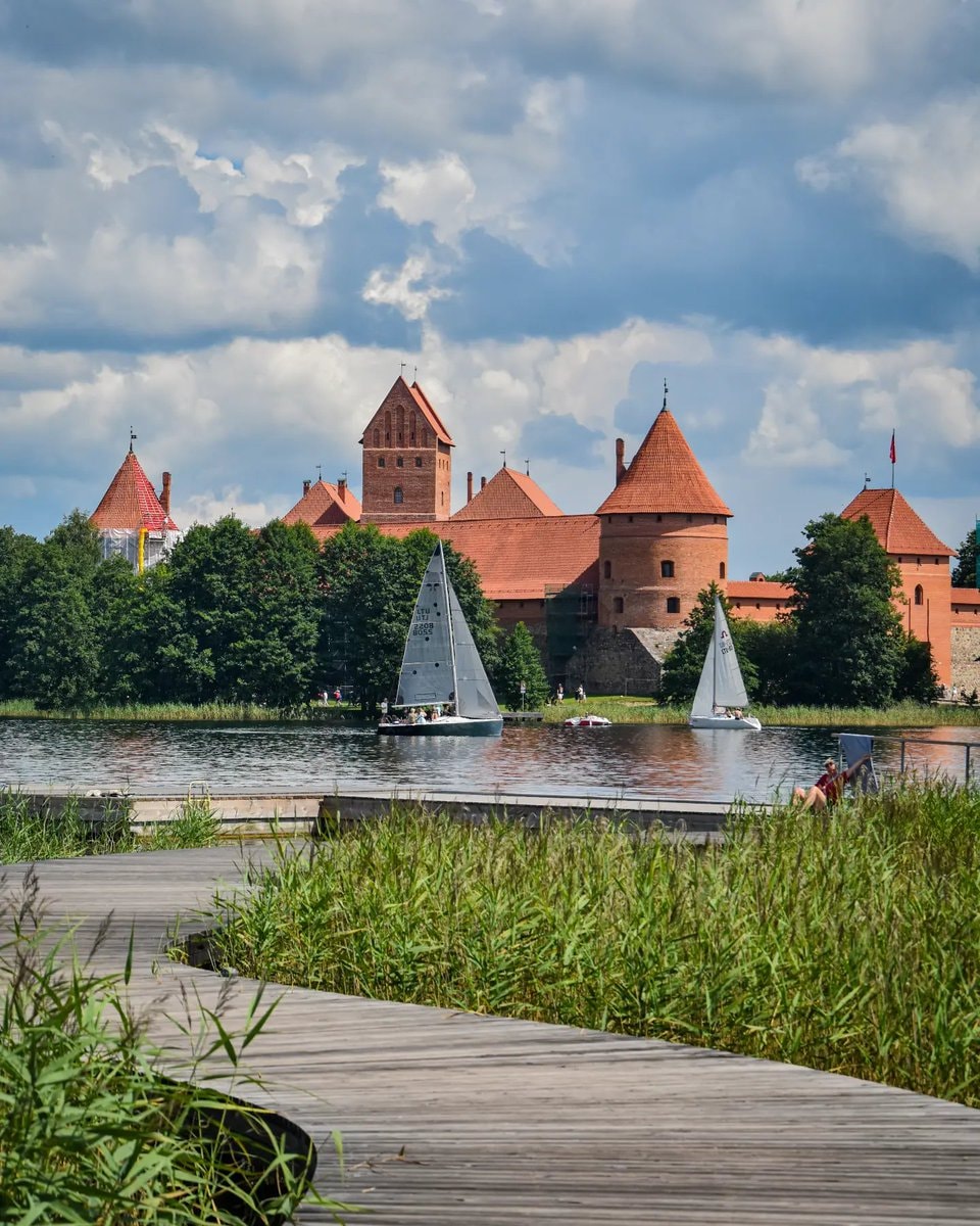 Trakai castle in Lithuania (photo 1 of 4)