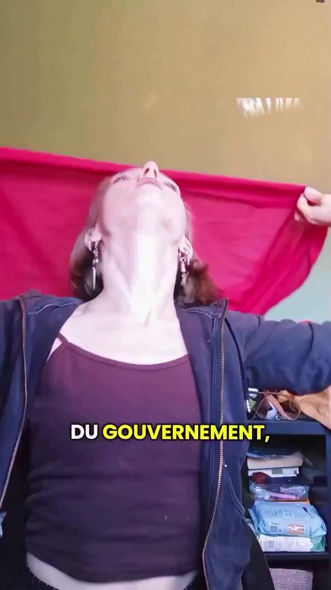 Marine Le Pen hijab ban solidarity reaction