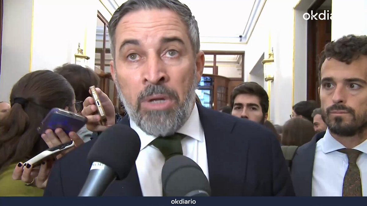 Abascal demands immediate elections