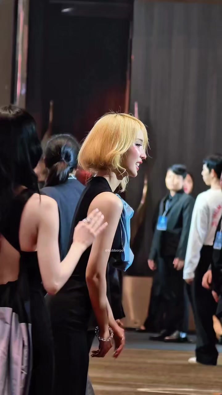 YRIETY JANJINGJING awards