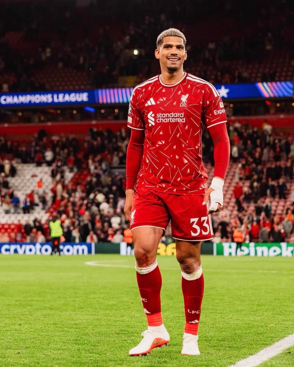 Liverpool Ronald Araújo 55m euros