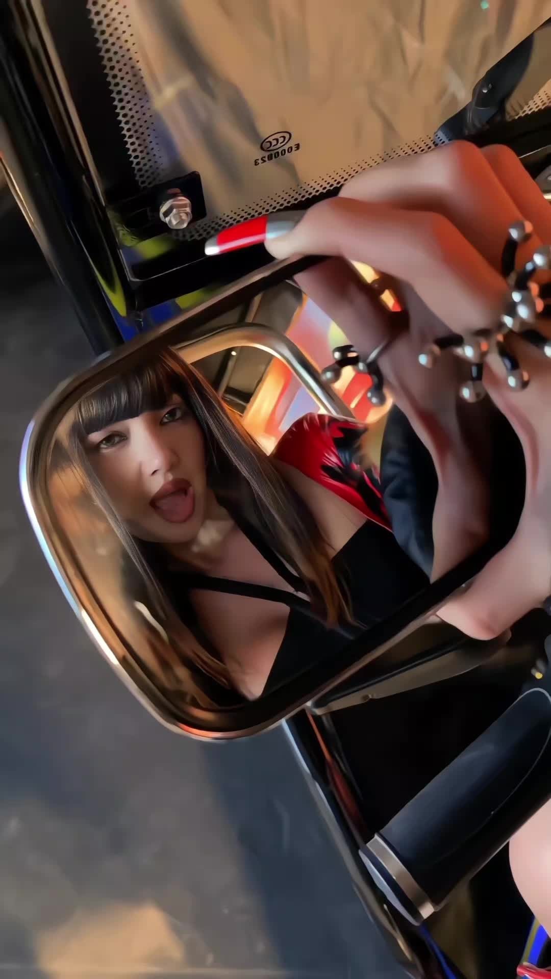 Lisa SaWaDiKa edit