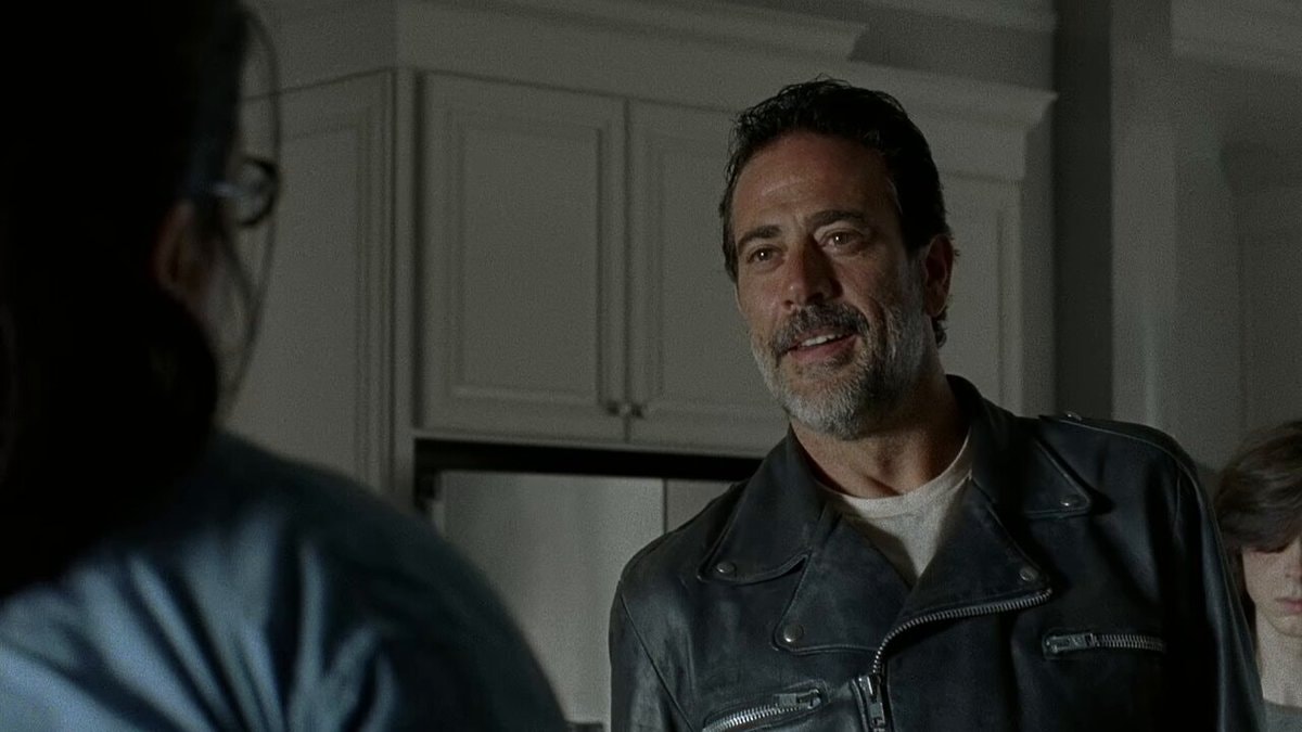 Jeffery Dean Morgan apologizes to Olivia actress