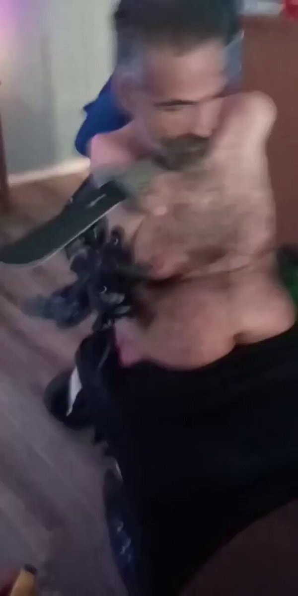 Armless man threatens family with knife