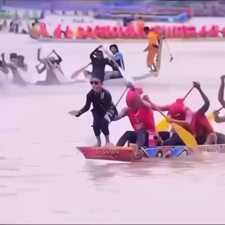 Norway fans dragon boat