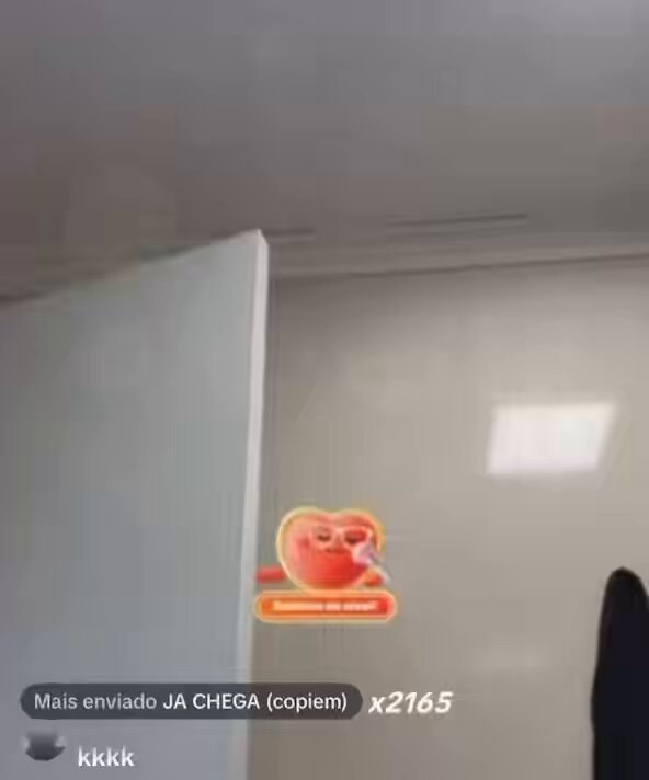 MC Paiva interrupts Soso Careca