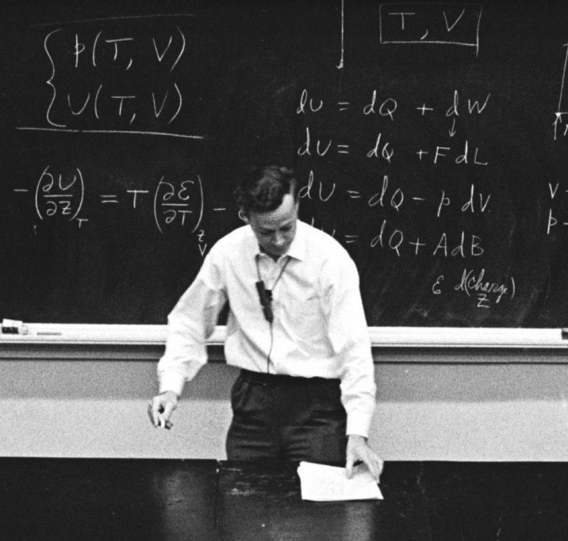R. Feynman chalkboard quote