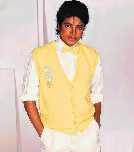michael jackson thriller (photo 2 of 2)