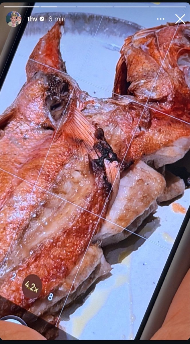 Jungkook roasted fish vhopekook (photo 2 of 3)