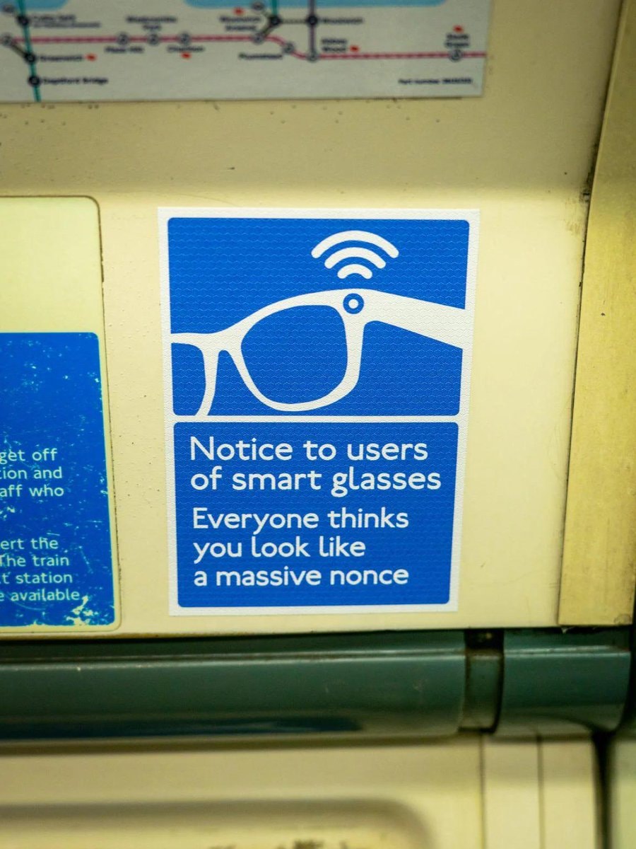 London Underground smart glasses notice