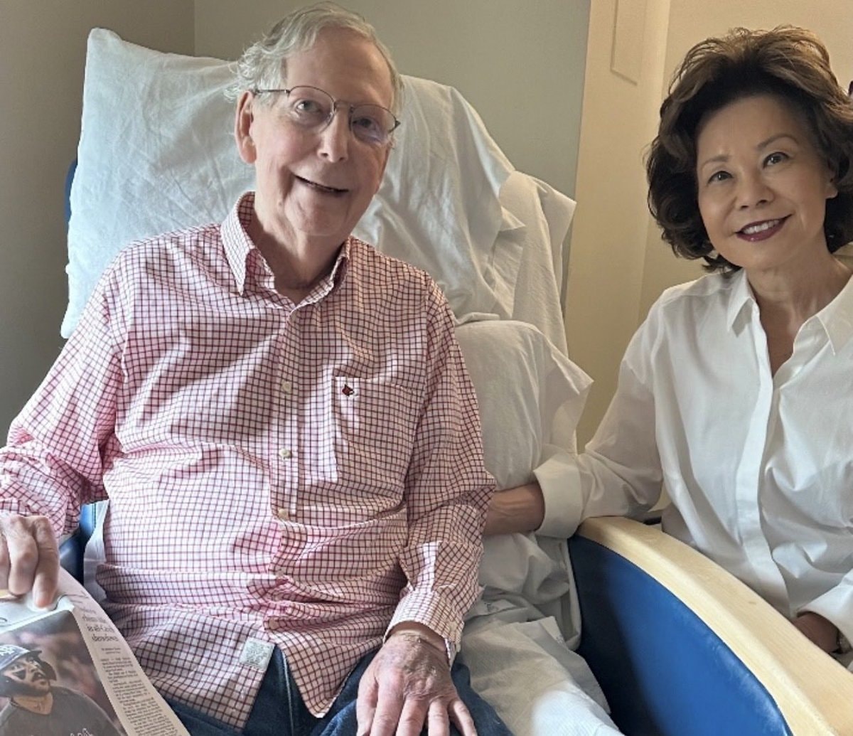 Mitch McConnell alive statement photo (photo 1 of 2)