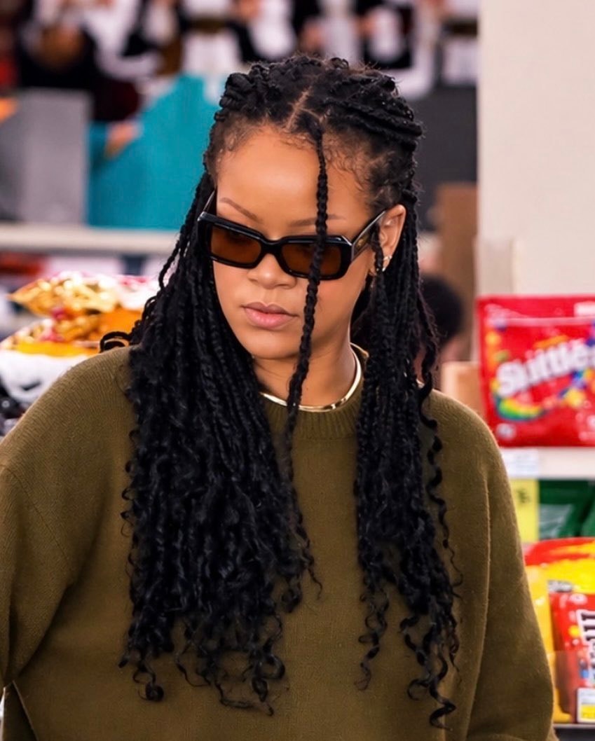 Rihanna hair