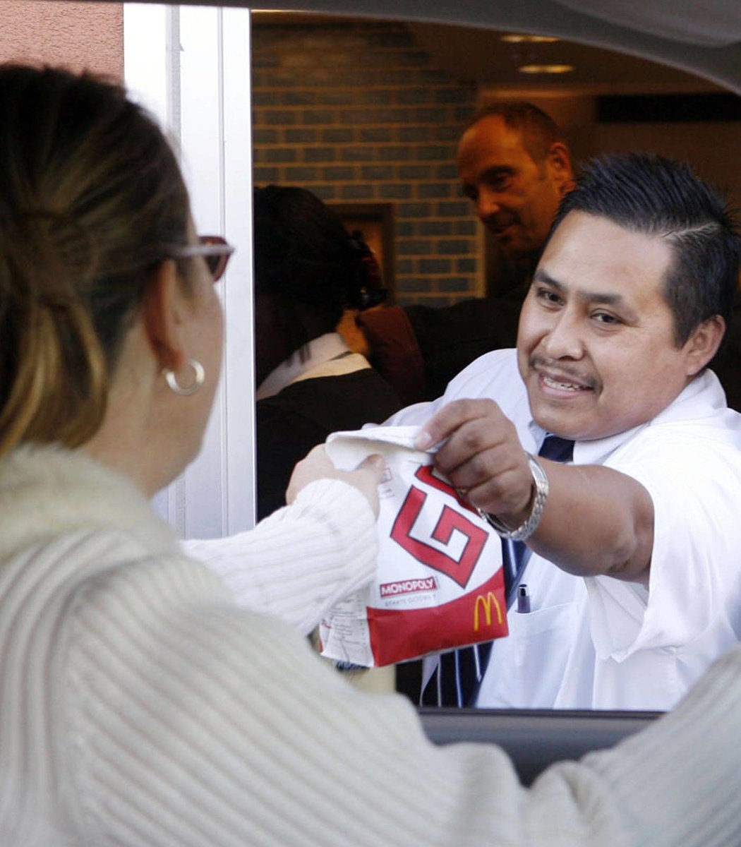 McDonald's prioritizes human staff over AI