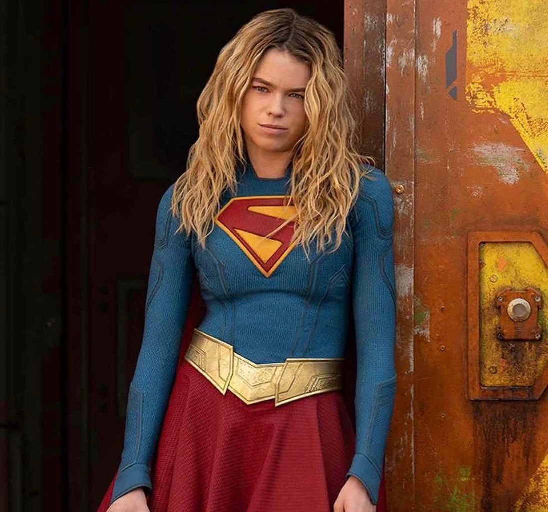 Supergirl review (photo 2 of 2)