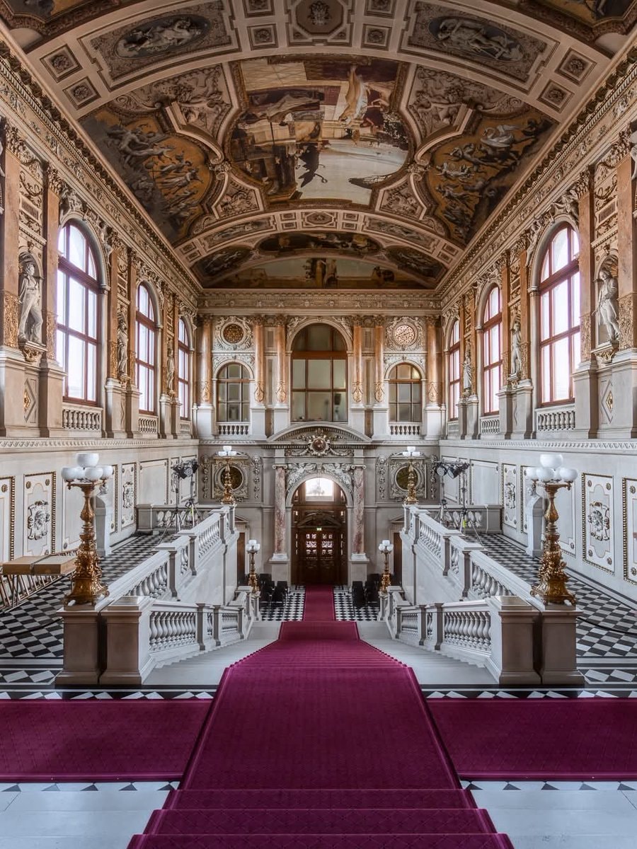 Burgtheater Vienna Austria (photo 2 of 4)