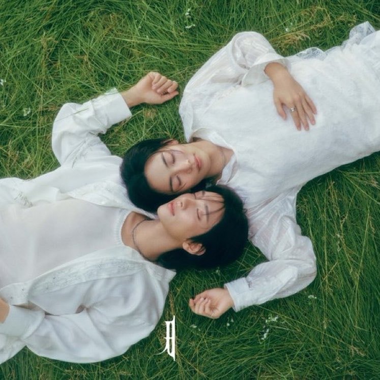 SEVENTEEN DREAMSCAPE Jeonghan Joshua (photo 2 of 2)