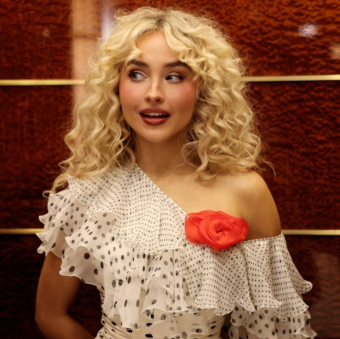 Sabrina Carpenter Emmy Award