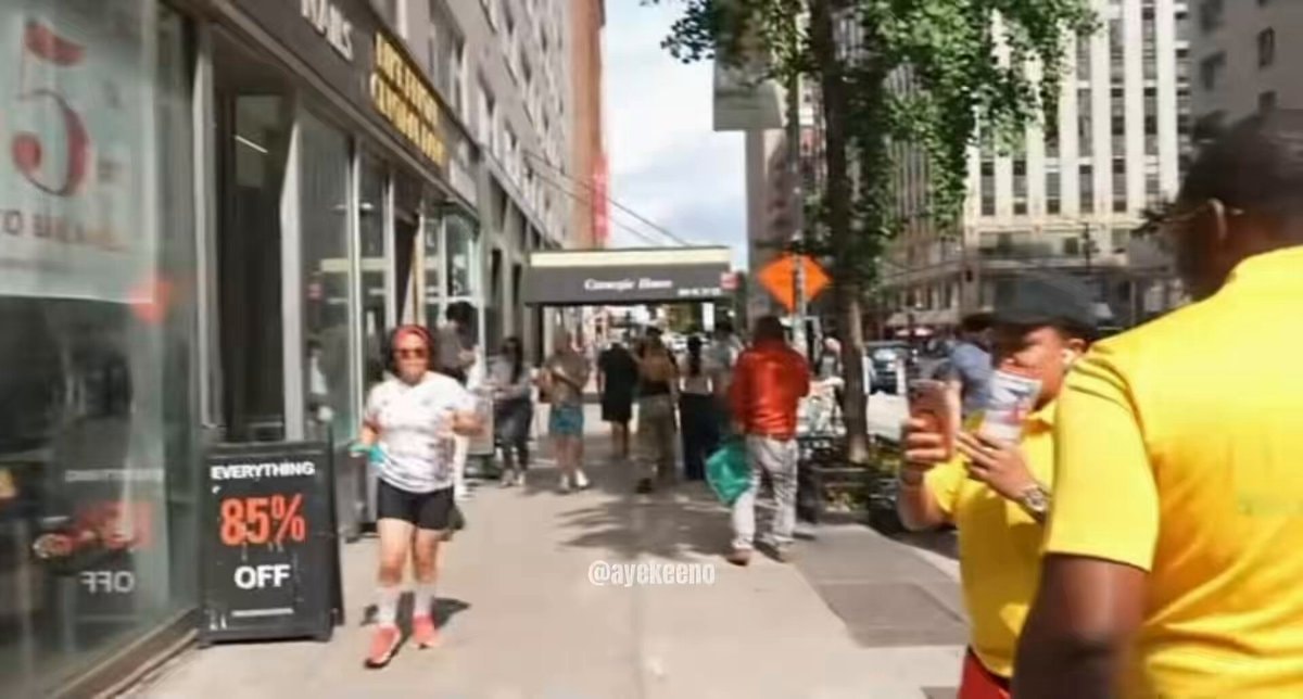 Duke Dennis misses Kawhi Leonard in NYC