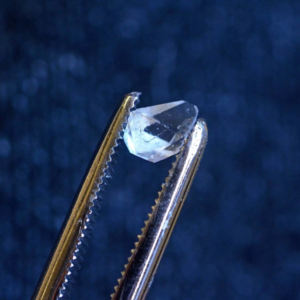 Physicists create visible time crystal Physicists create visible time crystal