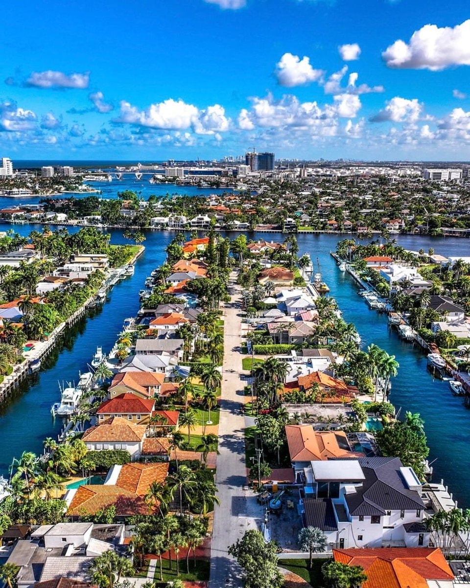Fort Lauderdale Florida aerial (photo 4 of 4) Fort Lauderdale Florida aerial (photo 4 of 4)