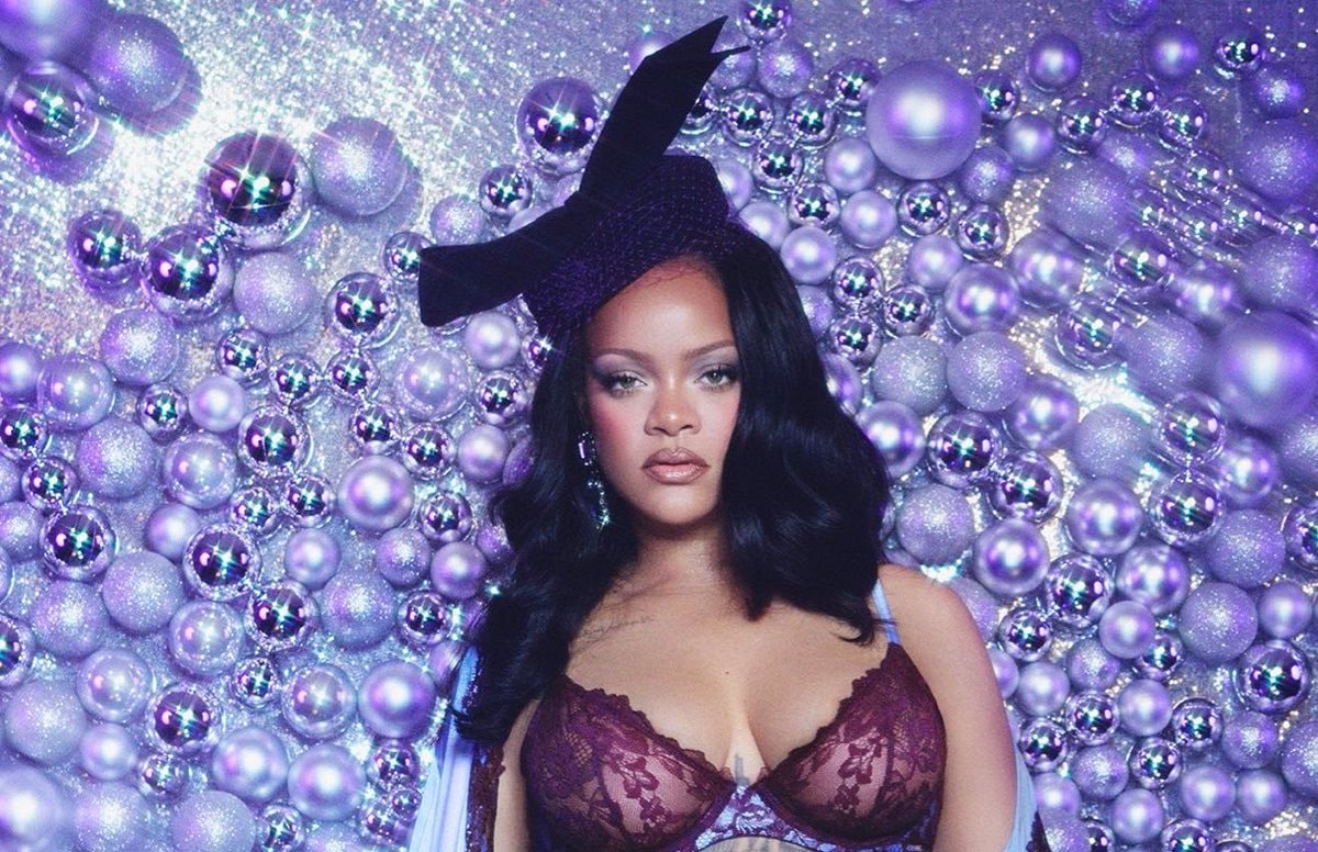 Rihanna Fenty Beauty livestream