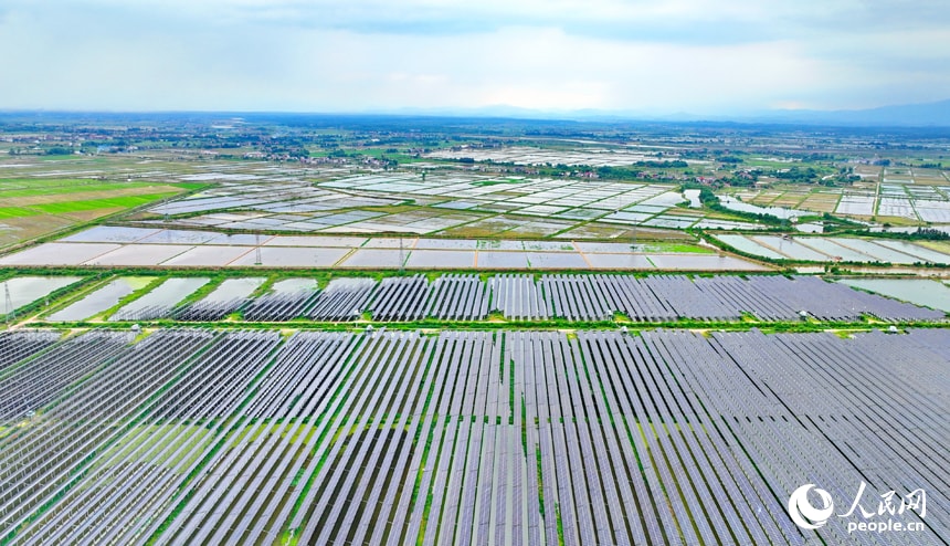Jiangxi agrivoltaic base Makou Town (photo 3 of 4)