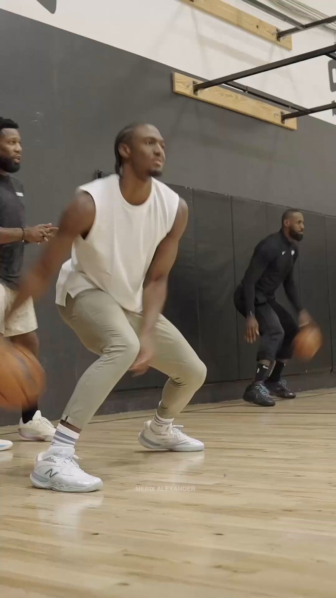 LeBron James and Tyrese Maxey offseason workout LeBron James and Tyrese Maxey offseason workout