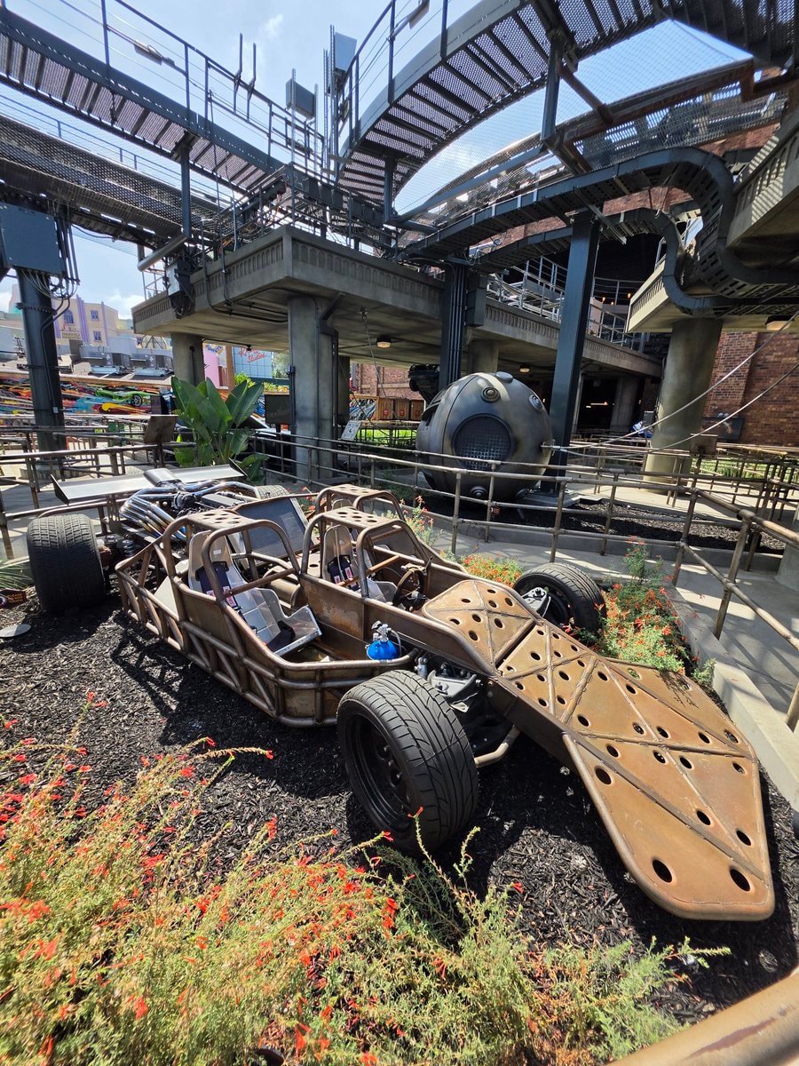 FAST & FURIOUS: HOLLYWOOD DRIFT queue