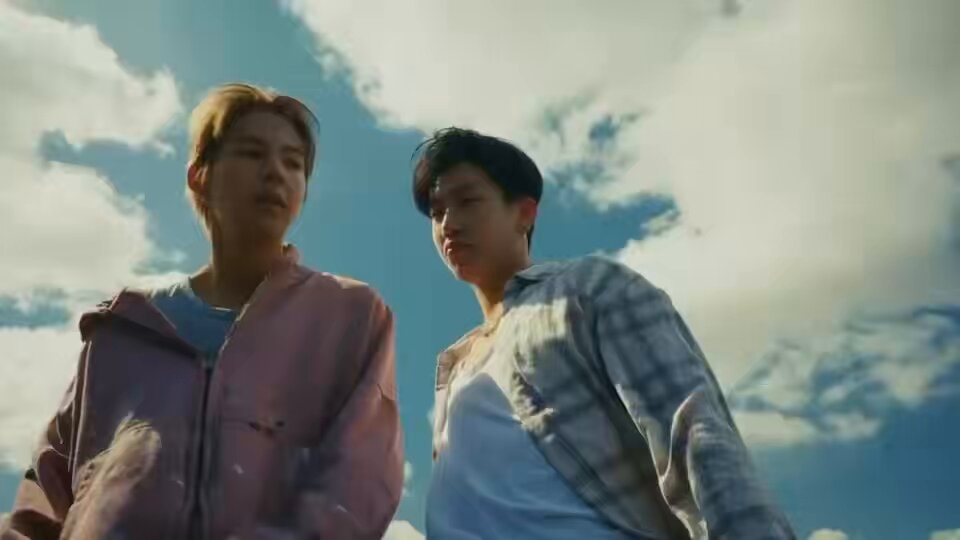 WAYF BOYS debut single