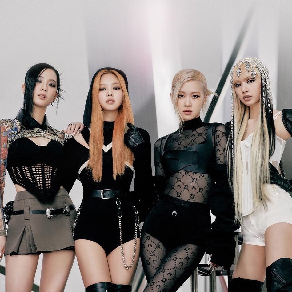 BLACKPINK BORN PINK 900M streams Spotify (photo 1 of 2)