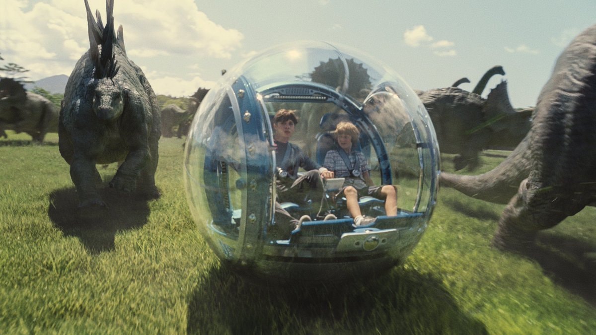 Jurassic World 11th anniversary (photo 3 of 4)
