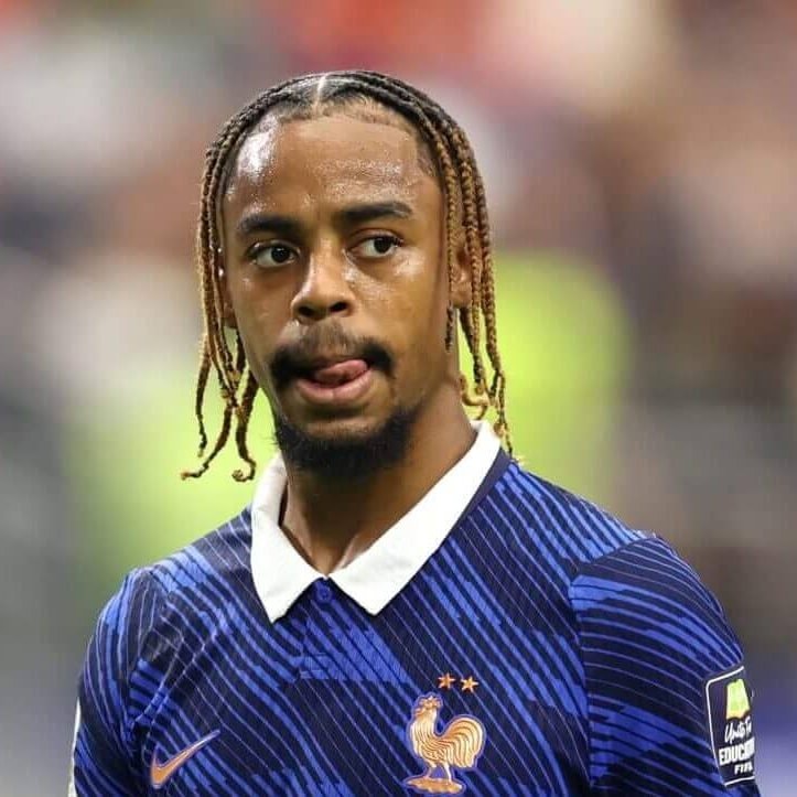 Bradley Barcola PSG jersey