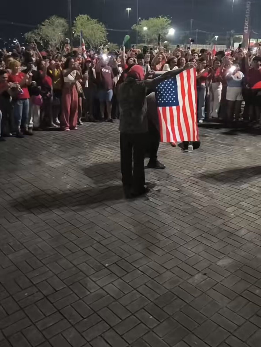 US flag burned at Lula rally in Manaus
