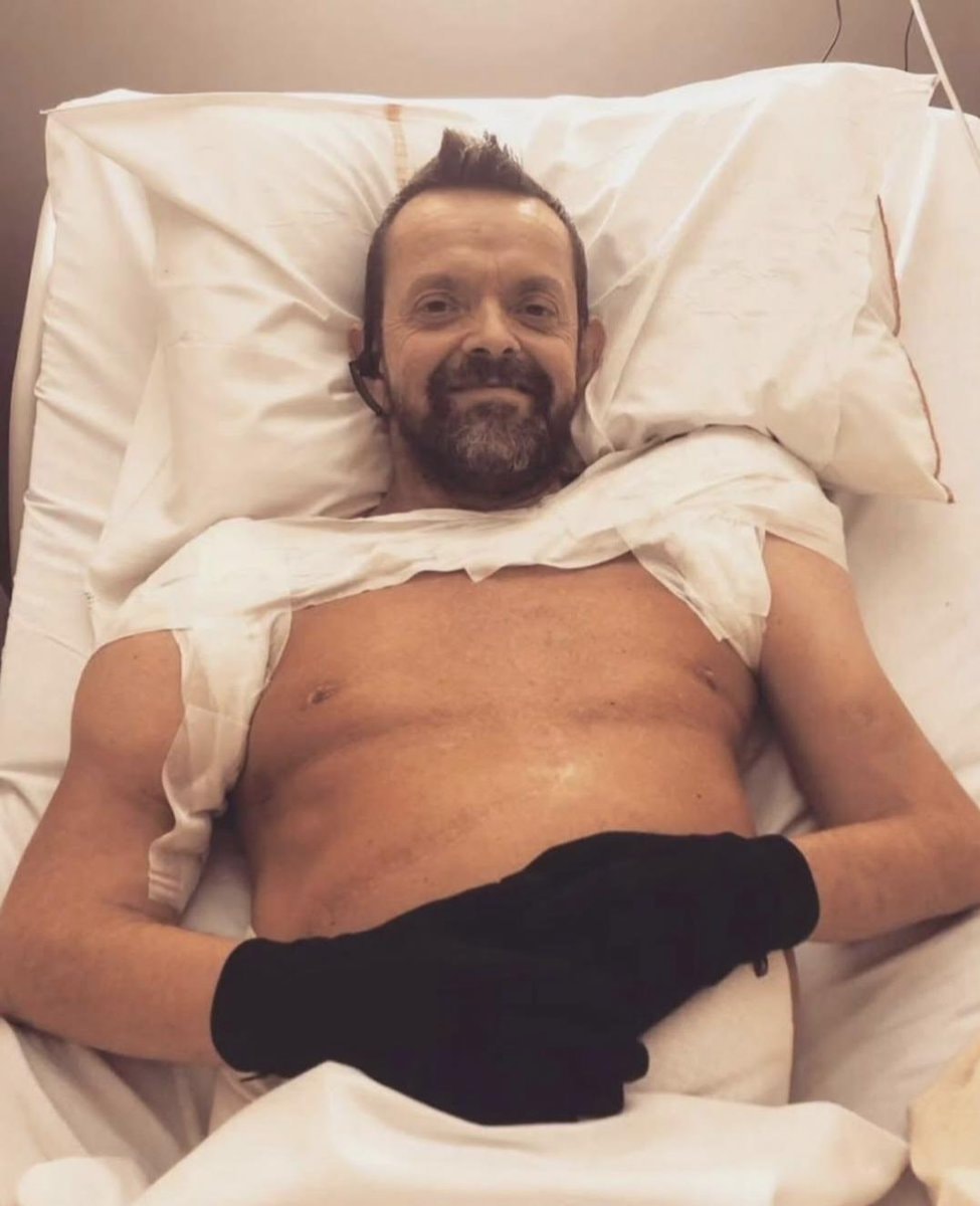 World's First Double Arm And Shoulder Transplant (photo 3 of 3)