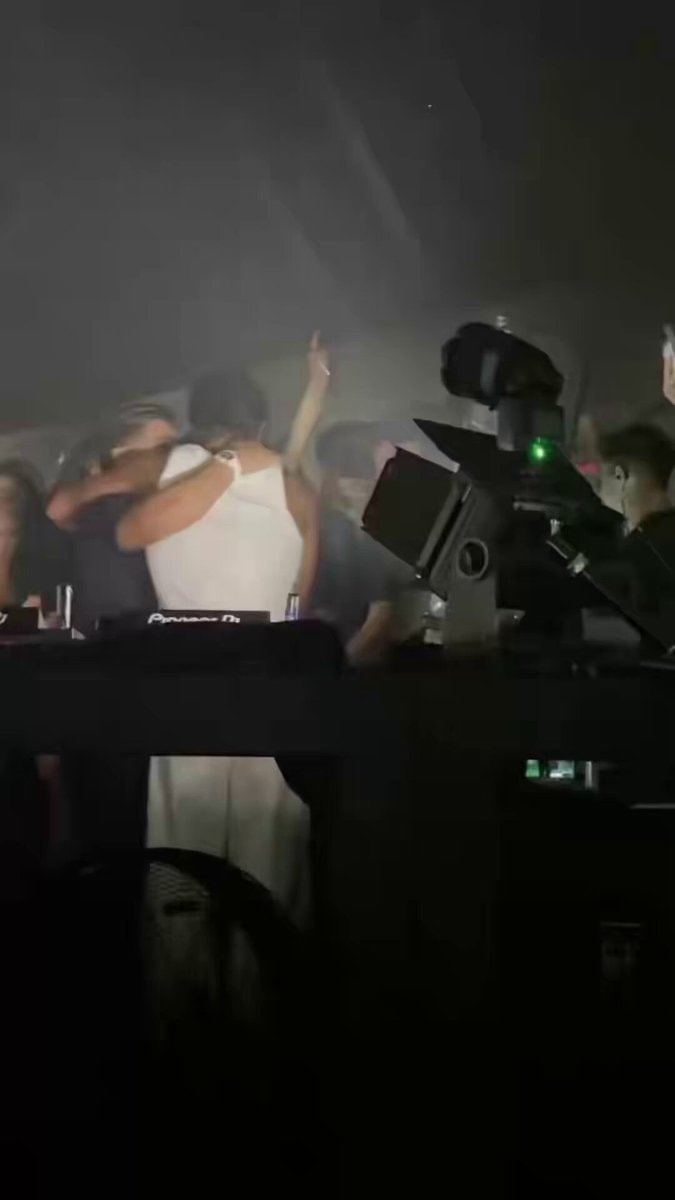 Ilia Topuria Ferran Torres Ibiza hug Ilia Topuria Ferran Torres Ibiza hug