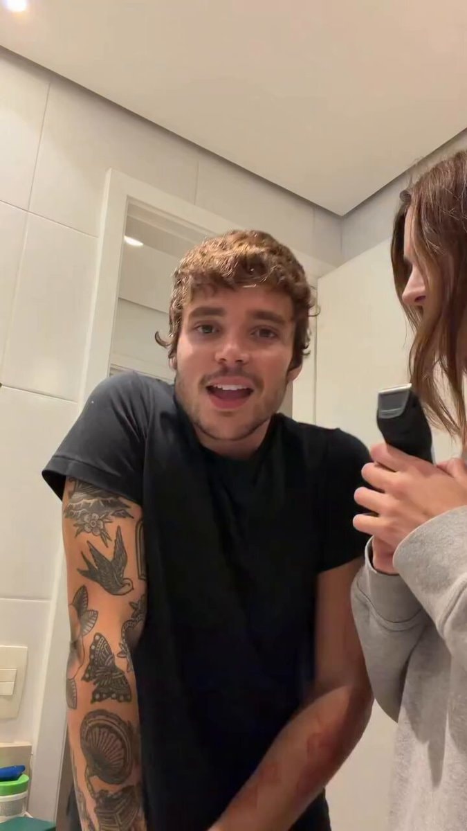 João Lucas shaves beard for Percy Jackson musical João Lucas shaves beard for Percy Jackson musical