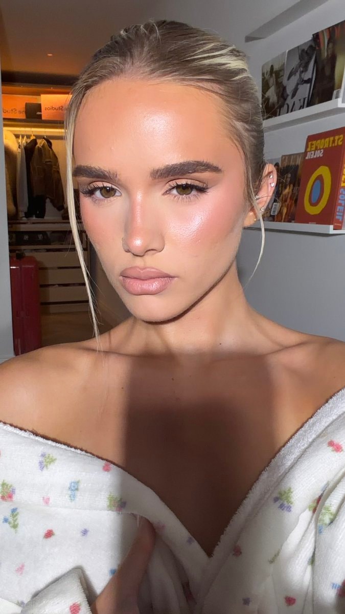 Kaci Jay selfie