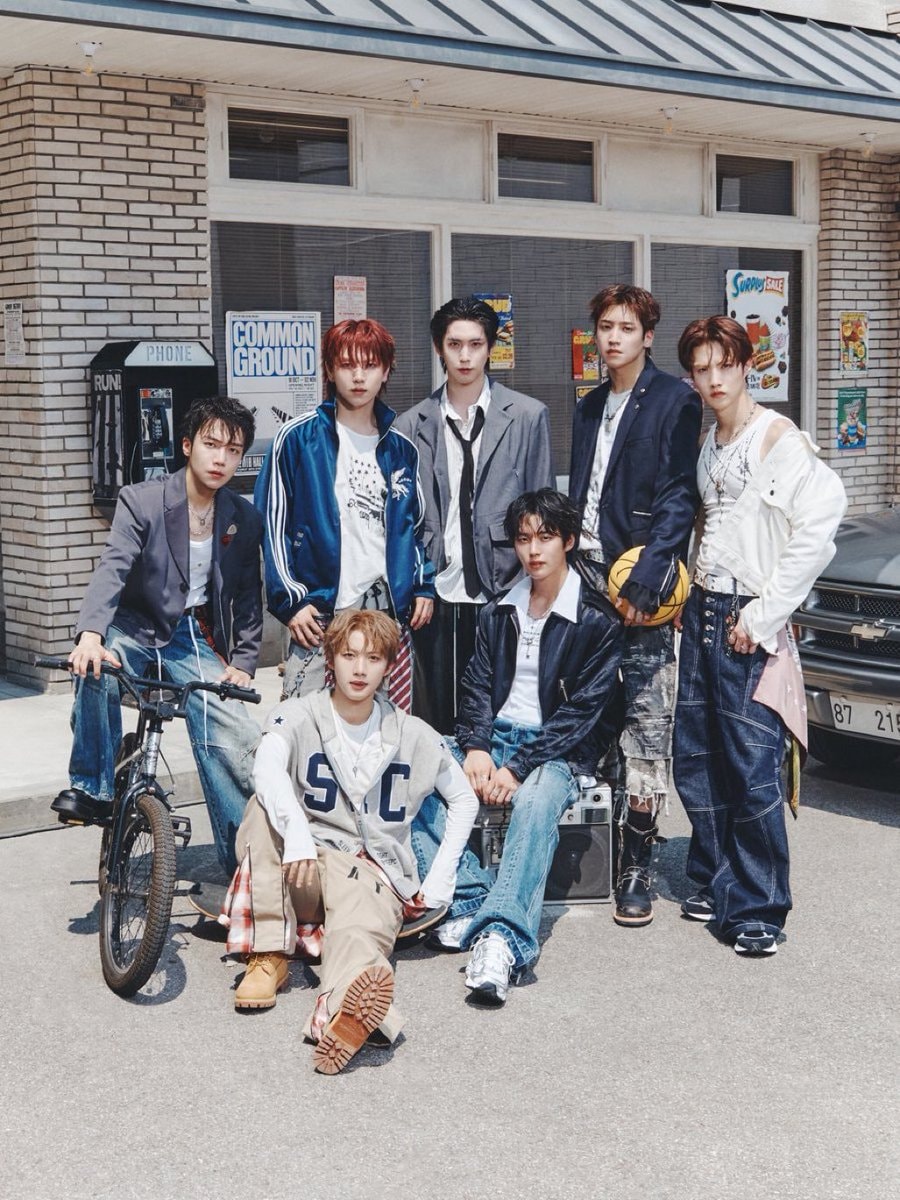 PENTAGON anniversary single concept