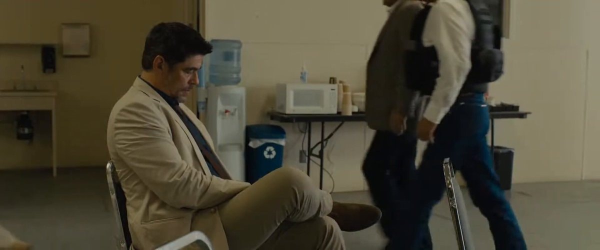 Benicio del Toro in SICARIO 2015