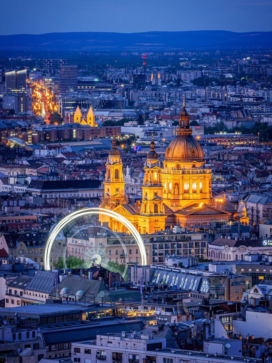 Budapest Hungary cityscape at dusk (photo 1 of 2)